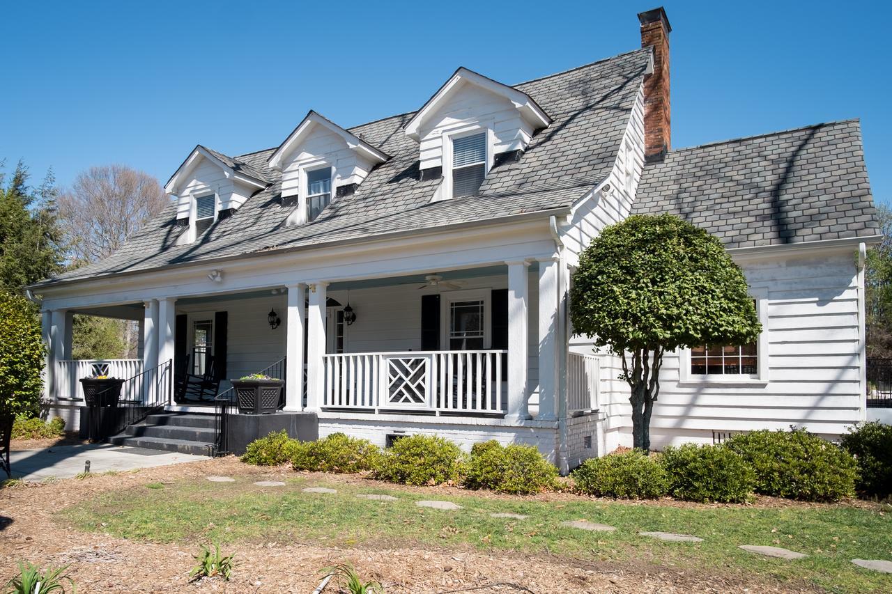 Swamp Rabbit Inn Travelers Rest Exterior photo