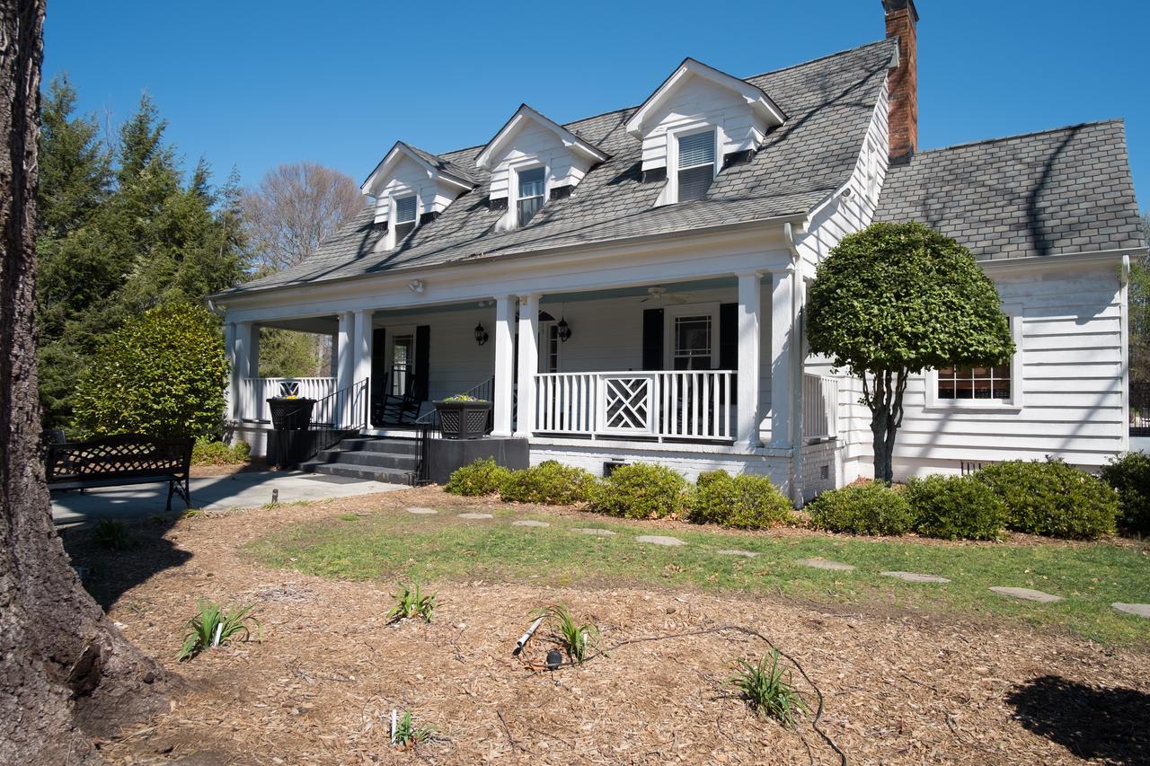 Swamp Rabbit Inn Travelers Rest Exterior photo